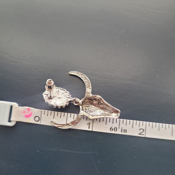 Bullhead Synthetic Turquoise Dangle Earrings Western Boho Rodeo - Picture 3 of 4